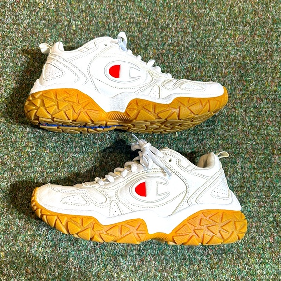 Champion Reverse Weave White Tank Tender Sneakers - Picture 2 of 7